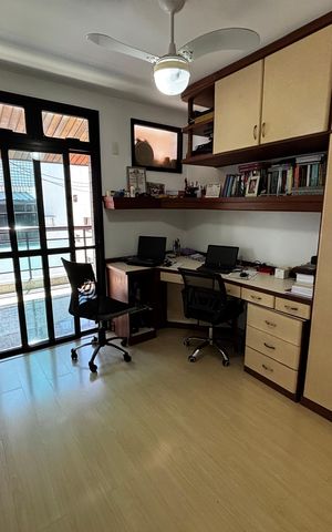 Apartamento à venda com 347m², 5 quartos e 2 vagas Apartamento à venda com 347m², 5 quartos e 2 vagasQuarto 3