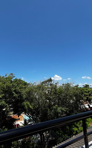 Apartamento à venda com 347m², 5 quartos e 2 vagas Apartamento à venda com 347m², 5 quartos e 2 vagasCobertura
