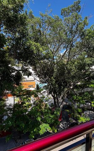 Apartamento à venda com 347m², 5 quartos e 2 vagas Apartamento à venda com 347m², 5 quartos e 2 vagasVaranda