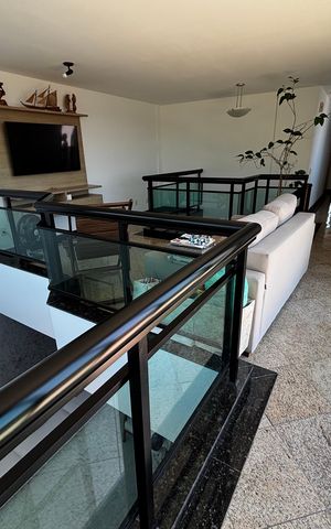 Apartamento à venda com 347m², 5 quartos e 2 vagas Apartamento à venda com 347m², 5 quartos e 2 vagasSala segundo andar
