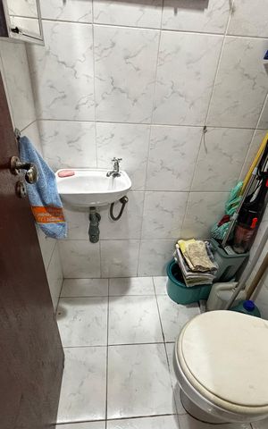 Apartamento à venda com 347m², 5 quartos e 2 vagas Apartamento à venda com 347m², 5 quartos e 2 vagasBanheiro de serviço