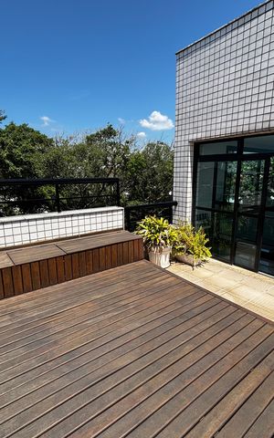 Apartamento à venda com 347m², 5 quartos e 2 vagas Apartamento à venda com 347m², 5 quartos e 2 vagasCobertura