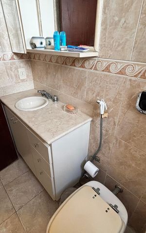 Apartamento à venda com 347m², 5 quartos e 2 vagas Apartamento à venda com 347m², 5 quartos e 2 vagasBanheiro da Suíte 2