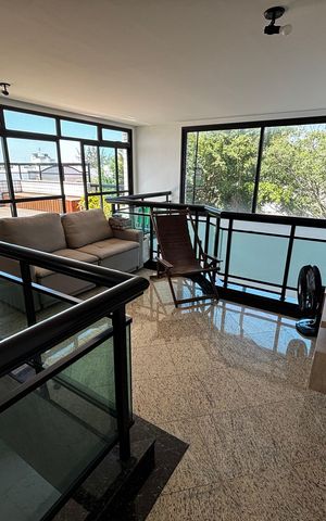Apartamento à venda com 347m², 5 quartos e 2 vagas Apartamento à venda com 347m², 5 quartos e 2 vagasSala segundo andar