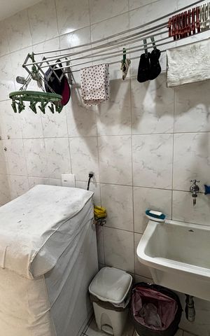 Apartamento à venda com 347m², 5 quartos e 2 vagas Apartamento à venda com 347m², 5 quartos e 2 vagasÁrea de Serviço