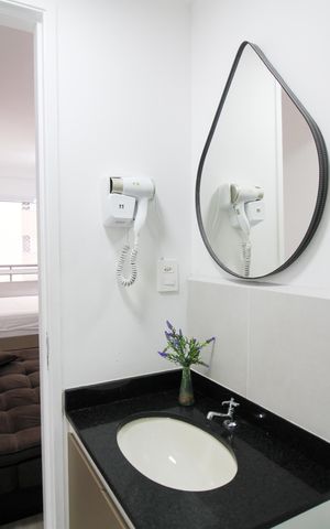 Studio à venda com 27m², 1 quarto e sem vaga Studio à venda com 27m², 1 quarto e sem vagaBanheiro