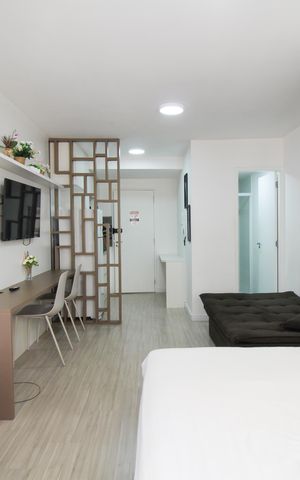 Studio à venda com 27m², 1 quarto e sem vaga Studio à venda com 27m², 1 quarto e sem vagaSala/Quarto