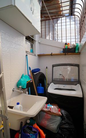 Casa de condomínio à venda com 80m², 3 quartos e 1 vaga Casa de condomínio à venda com 80m², 3 quartos e 1 vagaÁrea de Serviço