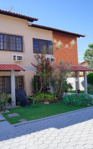 Casa de condomínio à venda com 80m², 3 quartos e 1 vaga Casa de condomínio à venda com 80m², 3 quartos e 1 vagaFachada