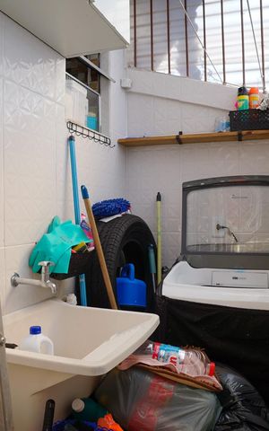 Casa de condomínio à venda com 80m², 3 quartos e 1 vaga Casa de condomínio à venda com 80m², 3 quartos e 1 vagaÁrea de Serviço
