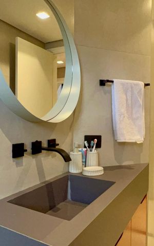 Apartamento à venda com 104m², 2 quartos e 2 vagas Apartamento à venda com 104m², 2 quartos e 2 vagasBanheiro