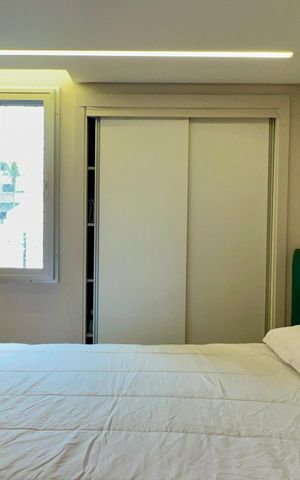 Apartamento à venda com 104m², 2 quartos e 2 vagas Apartamento à venda com 104m², 2 quartos e 2 vagasSuite