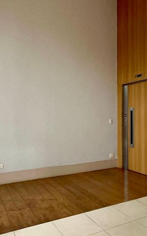Apartamento à venda com 104m², 2 quartos e 2 vagas Apartamento à venda com 104m², 2 quartos e 2 vagasHall de entrada