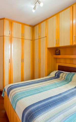 Apartamento à venda com 229m², 4 quartos e 3 vagas Apartamento à venda com 229m², 4 quartos e 3 vagasQuarto 2