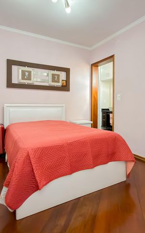Apartamento à venda com 229m², 4 quartos e 3 vagas Apartamento à venda com 229m², 4 quartos e 3 vagasSuíte 1