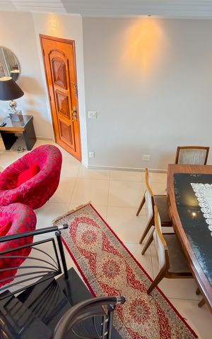 Apartamento à venda com 229m², 4 quartos e 3 vagas Apartamento à venda com 229m², 4 quartos e 3 vagasSala