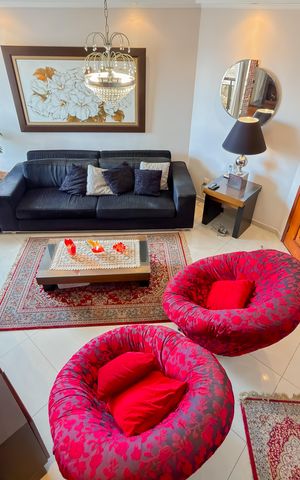 Apartamento à venda com 229m², 4 quartos e 3 vagas Apartamento à venda com 229m², 4 quartos e 3 vagasSala