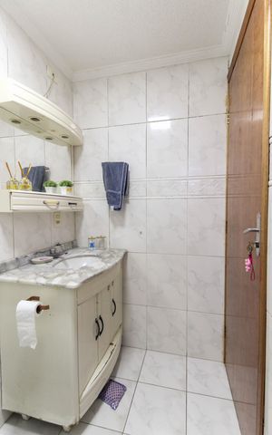 Apartamento à venda com 69m², 2 quartos e 1 vaga Apartamento à venda com 69m², 2 quartos e 1 vagaBanheiro