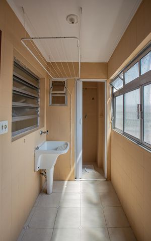Apartamento à venda com 72m², 2 quartos e 1 vagaÁrea de Serviço