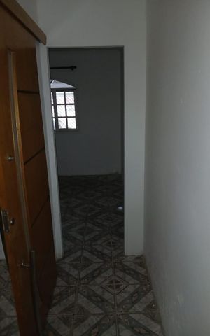 Casa à venda com 240m², 6 quartos e 1 vaga Casa à venda com 240m², 6 quartos e 1 vagaSala