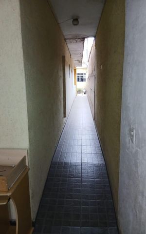 Casa à venda com 240m², 6 quartos e 1 vaga Casa à venda com 240m², 6 quartos e 1 vagaÁrea externa