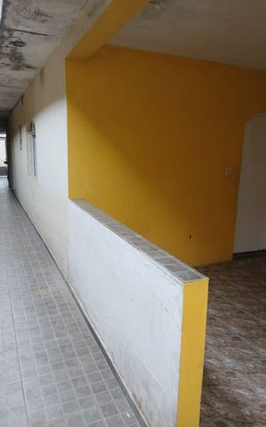 Casa à venda com 240m², 6 quartos e 1 vaga Casa à venda com 240m², 6 quartos e 1 vagaÁrea externa