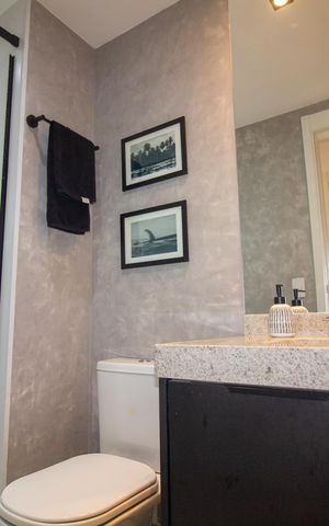 Apartamento para alugar com 69m², 2 quartos e 1 vaga Apartamento para alugar com 69m², 2 quartos e 1 vagaBanheiro
