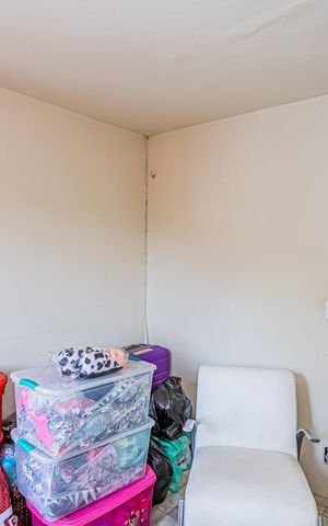 Casa para alugar com 176m², 3 quartos e 3 vagas Casa para alugar com 176m², 3 quartos e 3 vagasQuarto 1 - edícula