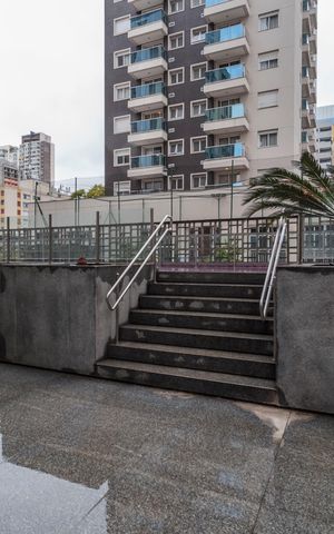 Studio para alugar com 37m², 1 quarto e 1 vaga Studio para alugar com 37m², 1 quarto e 1 vagaÁrea comum - Piscina