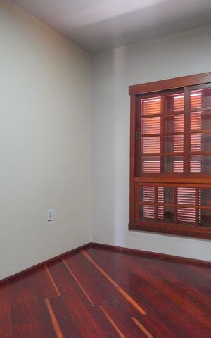 Casa à venda com 288m², 3 quartos e 2 vagasQuarto 1