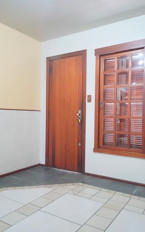 Casa à venda com 288m², 3 quartos e 2 vagasSala