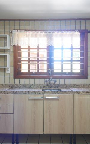 Casa à venda com 288m², 3 quartos e 2 vagasCozinha