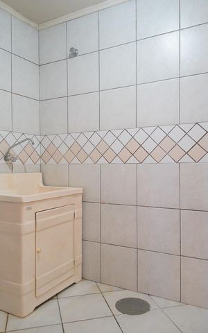 Casa à venda com 288m², 3 quartos e 2 vagasÁrea de Serviço