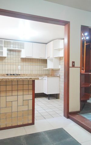 Casa à venda com 288m², 3 quartos e 2 vagasSala de Jantar