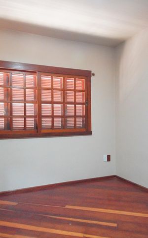 Casa à venda com 288m², 3 quartos e 2 vagasQuarto 2