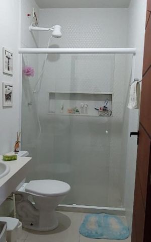 Casa à venda com 185m², 2 quartos e 2 vagas Casa à venda com 185m², 2 quartos e 2 vagasBanheiro