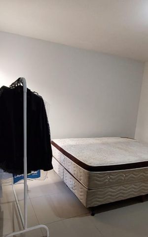 Casa à venda com 185m², 2 quartos e 2 vagas Casa à venda com 185m², 2 quartos e 2 vagasQuarto