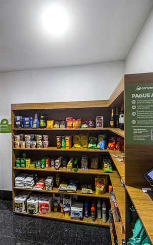 Apartamento à venda com 70m², 1 quarto e 1 vagaMercado