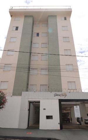 Apartamento para alugar com 123m², 3 quartos e 2 vagasFachada