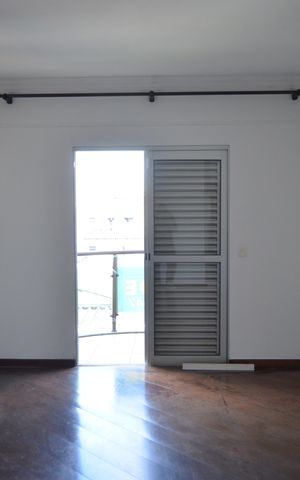 Casa à venda com 274m², 3 quartos e 4 vagasQuarto 1
