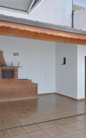 Casa à venda com 274m², 3 quartos e 4 vagasEspaço Gourmet