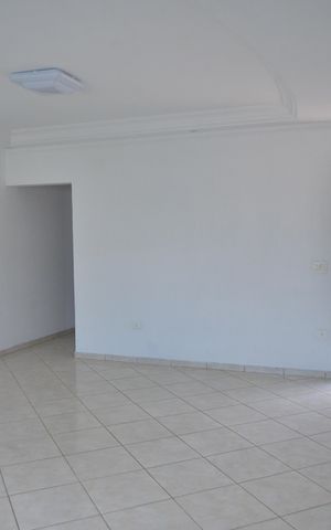 Casa à venda com 274m², 3 quartos e 4 vagasSala