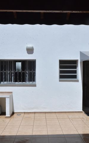Casa à venda com 274m², 3 quartos e 4 vagasQuintal