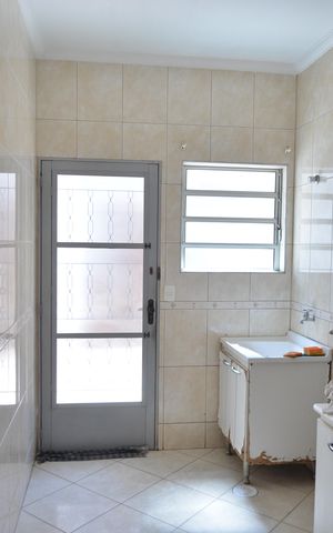 Casa à venda com 274m², 3 quartos e 4 vagasÁrea de Serviço