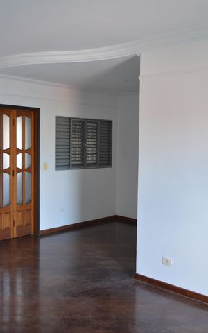 Casa à venda com 274m², 3 quartos e 4 vagasSuite 3