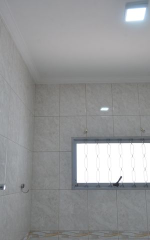 Casa à venda com 274m², 3 quartos e 4 vagasBanheiro Social