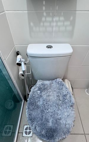 Apartamento à venda com 44m², 2 quartos e 1 vaga Apartamento à venda com 44m², 2 quartos e 1 vagaBanheiro Social