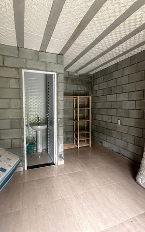 Casa à venda com 300m², 4 quartos e 8 vagas Casa à venda com 300m², 4 quartos e 8 vagasSuíte 2