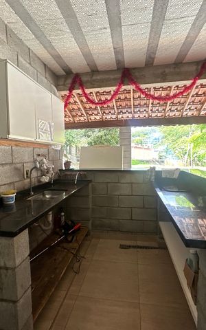 Casa à venda com 300m², 4 quartos e 8 vagas Casa à venda com 300m², 4 quartos e 8 vagasSala/Cozinha