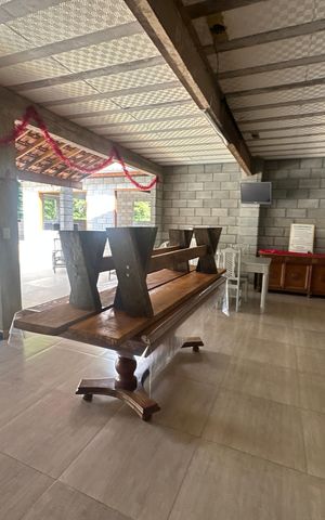 Casa à venda com 300m², 4 quartos e 8 vagas Casa à venda com 300m², 4 quartos e 8 vagasSala/Cozinha